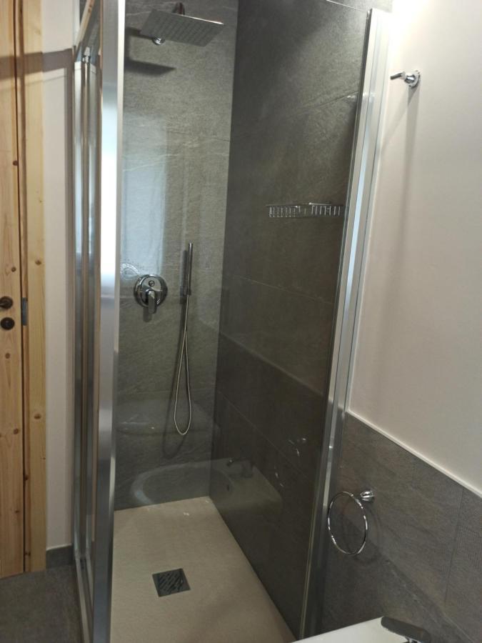 Casa Vacanze Le Falesie บาเชโน ภายนอก รูปภาพ