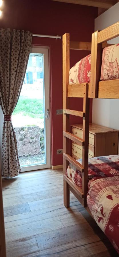 Casa Vacanze Le Falesie บาเชโน ภายนอก รูปภาพ