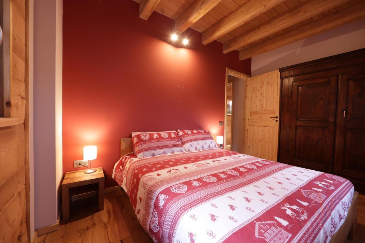 Casa Vacanze Le Falesie บาเชโน ภายนอก รูปภาพ